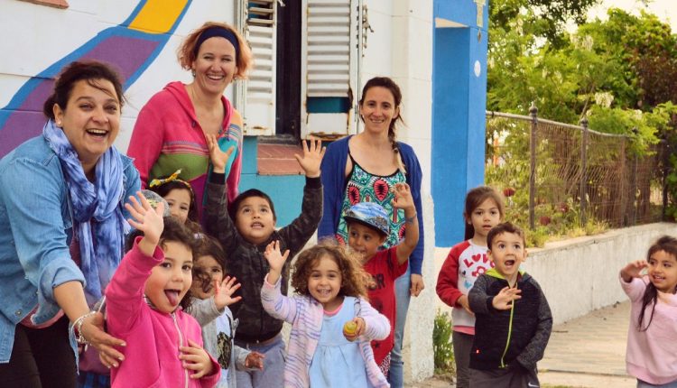 Feria carnavalera en «Vuela el pez»