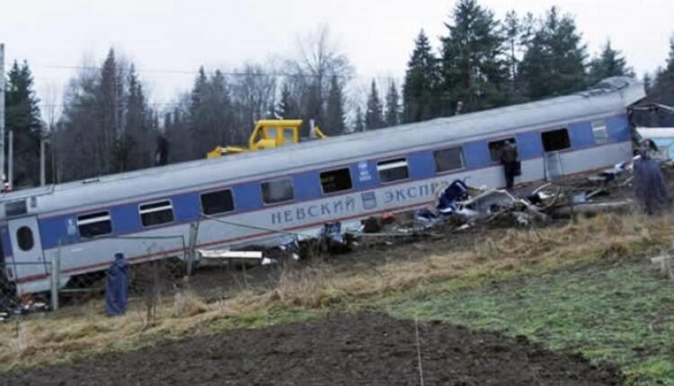 Descarrilamiento de tren en Bryansk es atribuido a sabotajes ucranianos  – Por Cristian Alonso