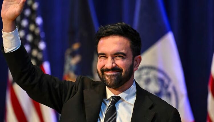 «Ese pequeño y pálido punto azul»