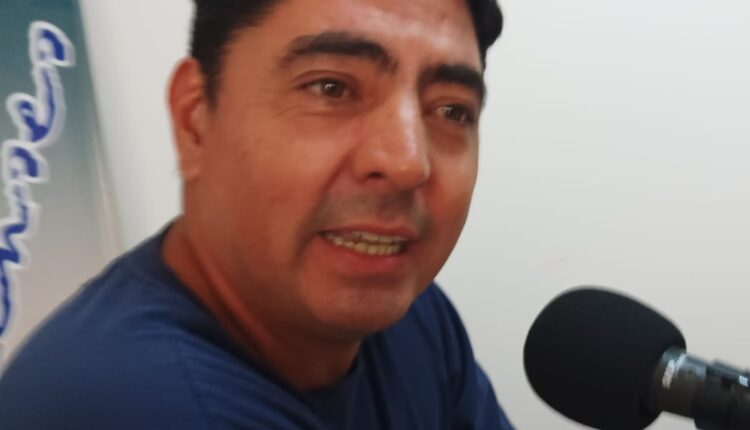 Noale: «La gente no quiere a los políticos»